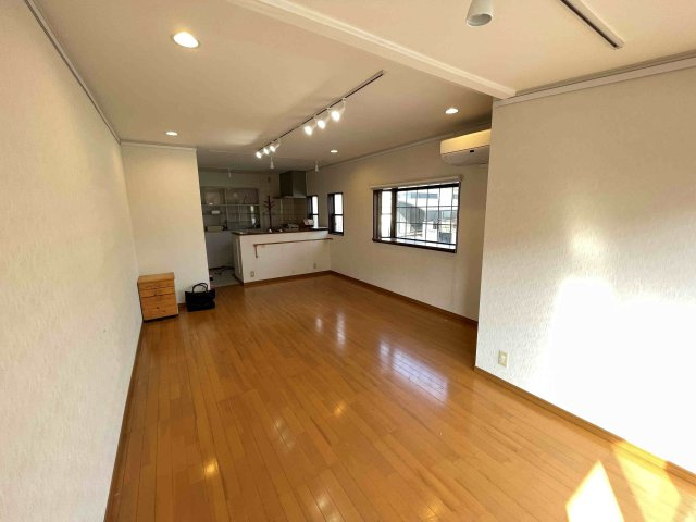 酒井根3丁目　中古のキッチン|店舗としても利用可