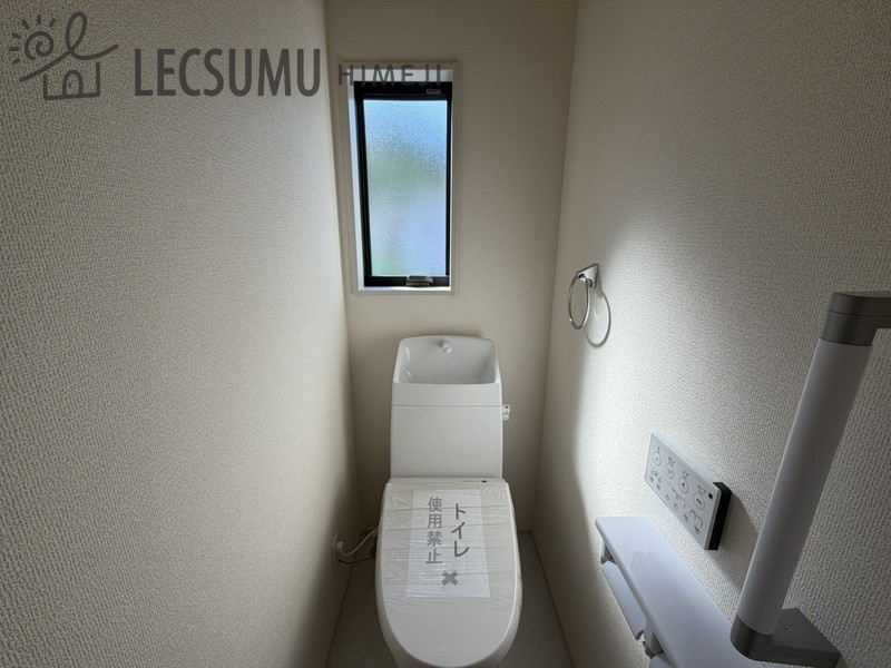 姫路市広畑区西蒲田第８期／全２棟のトイレ