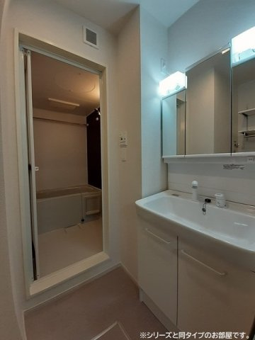 ネオ　ハキリの洗面所