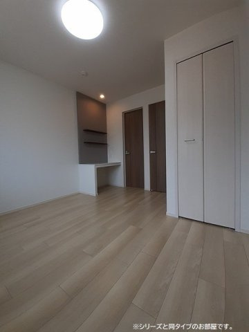 ネオ　ハキリの洋室