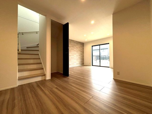 タマタウン　瑞穂市本田（本田小Ⅱ）　全3区画分譲の居間・リビング|リビング別角度です。