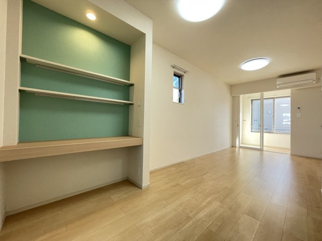 イースト　ワン　ピースの内装