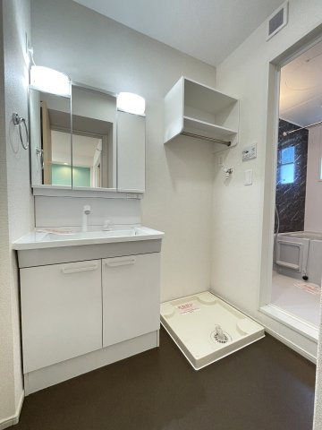 イースト　ワン　ピースの内装