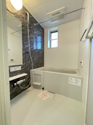 イースト　ワン　ピースの浴室