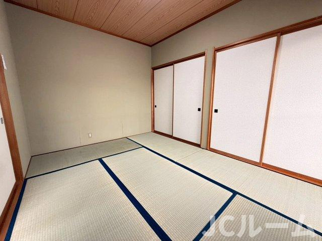 ハイツフルールの和室