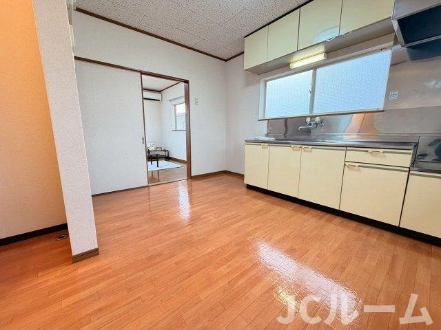 ハイツフルールの居間・リビング