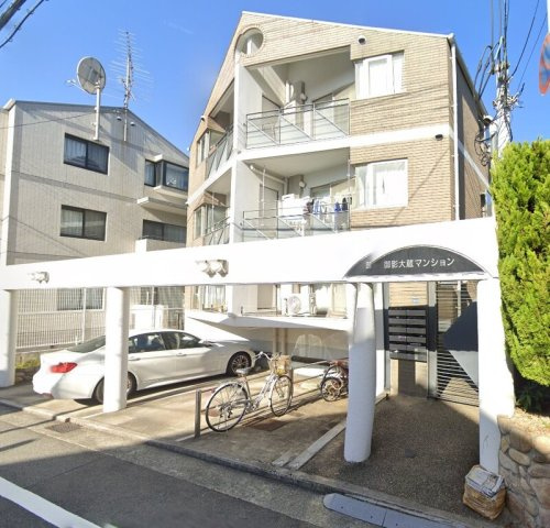 御影大蔵マンションの外観