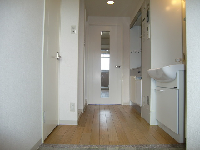 ＳＡＮＫＯウィズダムスクウェアの居間・リビング