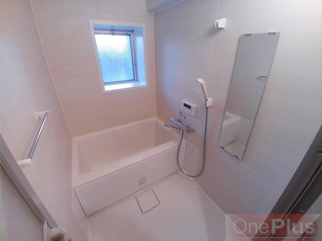 ジ・アークス王子公園(旧光青マンション)の浴室