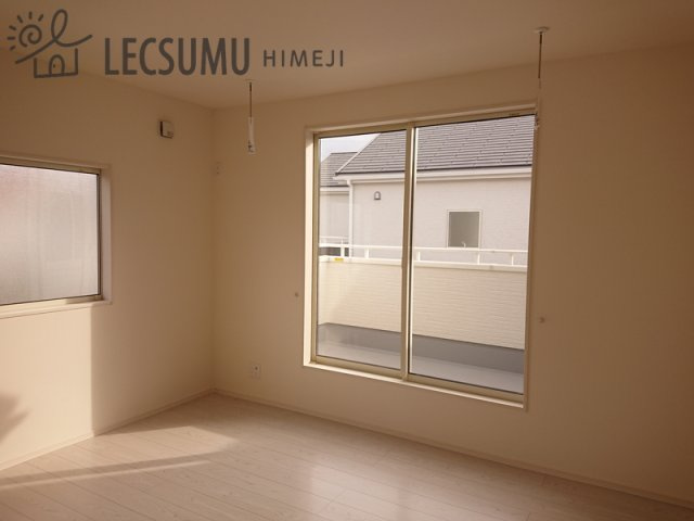 姫路市広畑区西蒲田第８期／全２棟の寝室|同社施工例