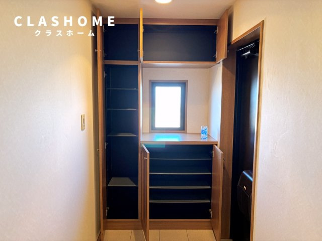 ネオハイツ東刈谷壱番館　　刈谷市の賃貸ならクラスホーム刈谷店の玄関