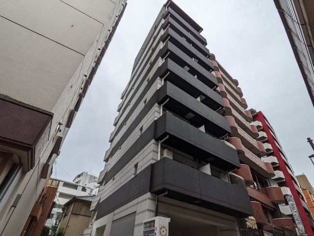 レスティア三軒茶屋