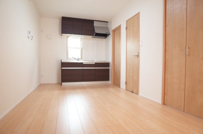 【居間・リビング】 | 康照薗