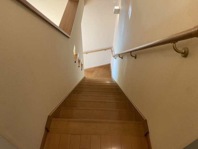 青空に映えるモダンブルーの邸宅【狭山市下奥富中古戸建2880万円】のその他