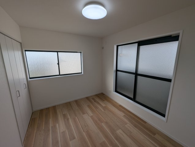 伊丹市北伊丹七丁目　テラスハウスの内装