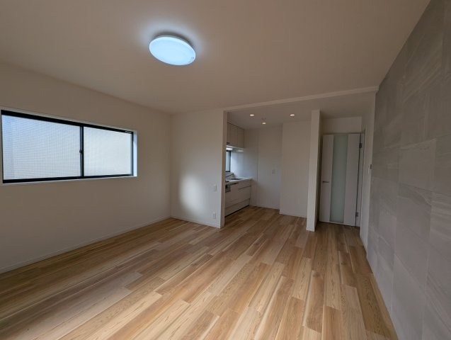 伊丹市北伊丹七丁目　テラスハウスの居間・リビング