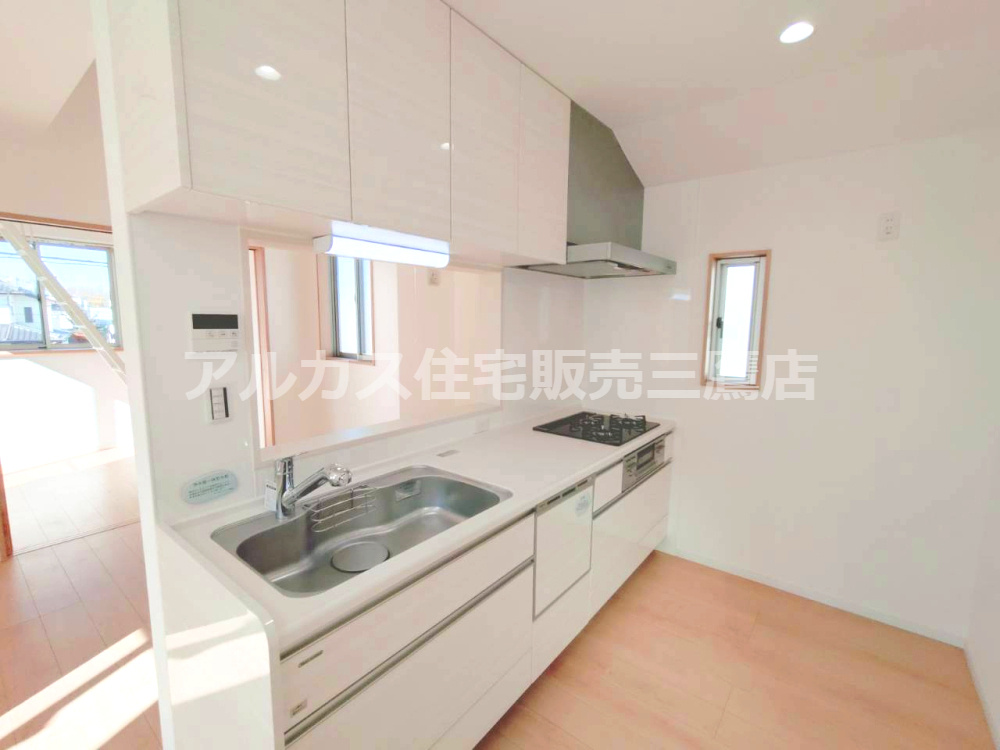 調布市深大寺南町５丁目 京王線 調布駅 中古戸建のキッチン