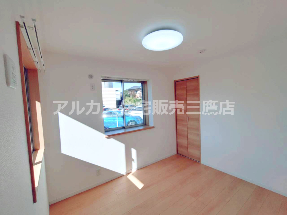 調布市深大寺南町５丁目 京王線 調布駅 中古戸建の洋室