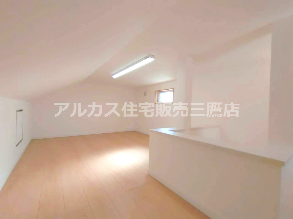 調布市深大寺南町５丁目 京王線 調布駅 中古戸建の収納