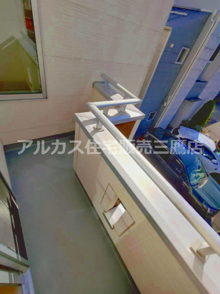 調布市深大寺南町５丁目 京王線 調布駅 中古戸建のバルコニー