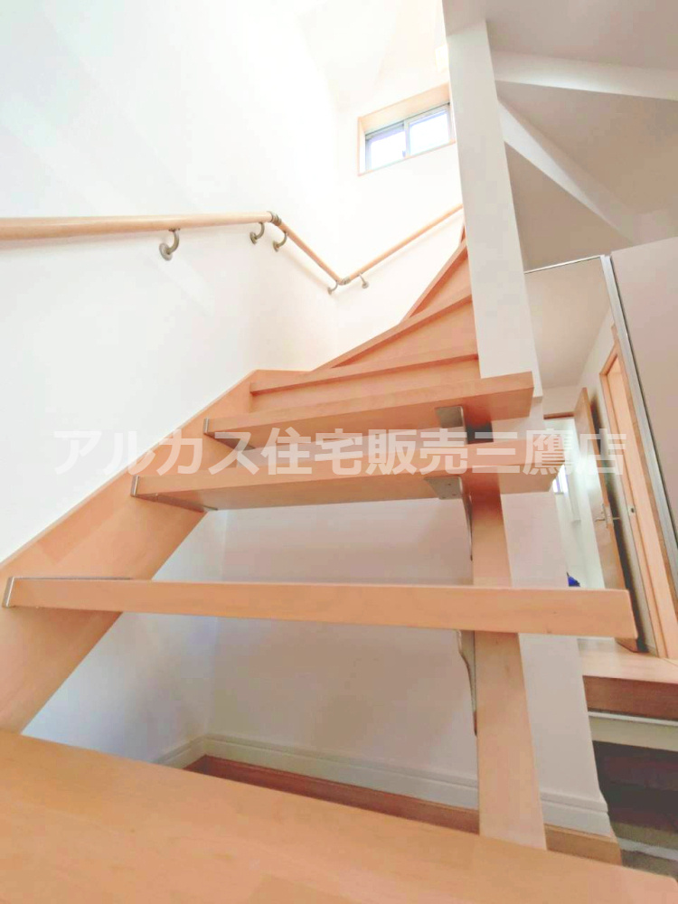 調布市深大寺南町５丁目 京王線 調布駅 中古戸建の内装