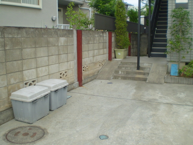 フラット石楠花のその他共用部分|★敷地内ごみストッカー★