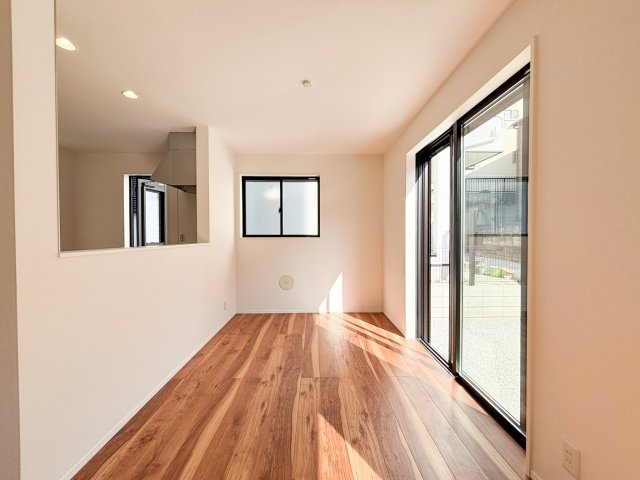 新築分譲住宅全2棟　川崎市宮前区東有馬の居間・リビング|使いやすいリビングです