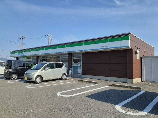 【周辺】 | セゾンコスモス　Ⅰ | ファミリーマート曽屋店様まで700m