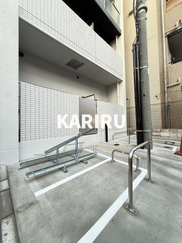 エグゼ大阪ＣＩＴＹルーエの駐車場