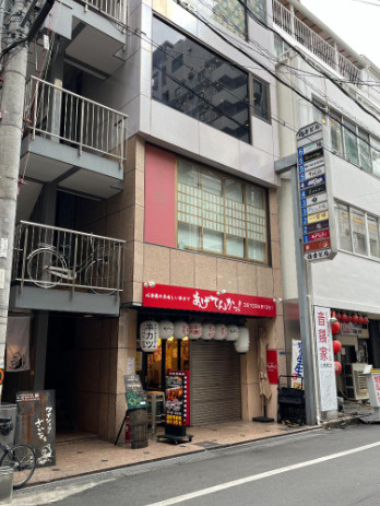 大阪市中央区東心斎橋１丁目の店舗一部の外観