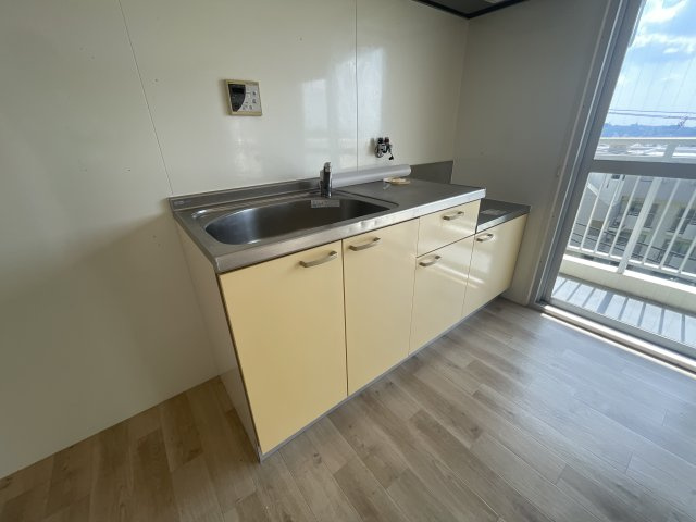 ロイヤルマンション2号棟のキッチン