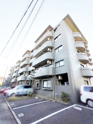 【外観】 | フィールド・サン | 鉄筋コンクリートマンションで防音面も安心♪