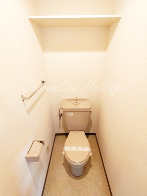 【トイレ】 | フィールド・サン | 清潔感のあるトイレです