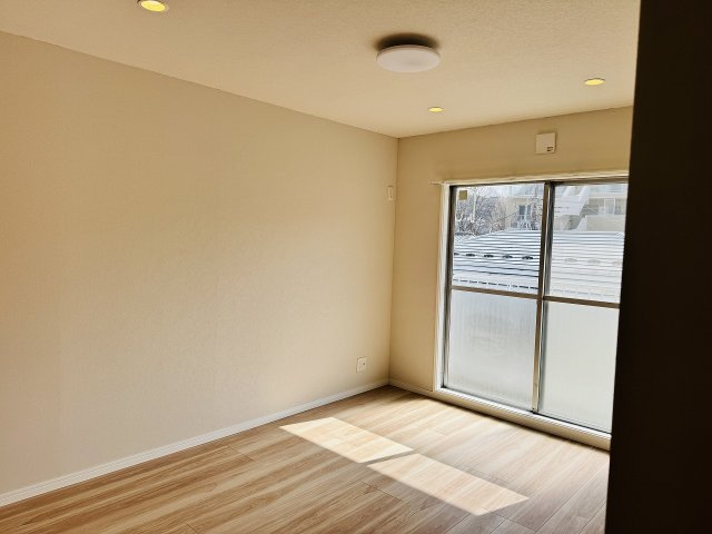 ファミール西八王子Ｂ号棟（１号棟）の寝室|～7.0帖の主寝室　全居室7帖の快適住空間～