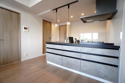 【キッチン】 | 【上質リノベ】ローレルコートアネスト光南 | 室内（2026年1月28日9：00頃）撮影