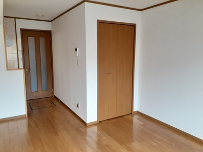 【内装】 | エクセランＮ | 明るい室内です