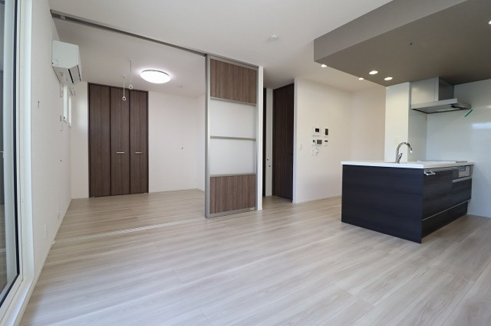 ソラーナ国分寺Ⅱの居間・リビング