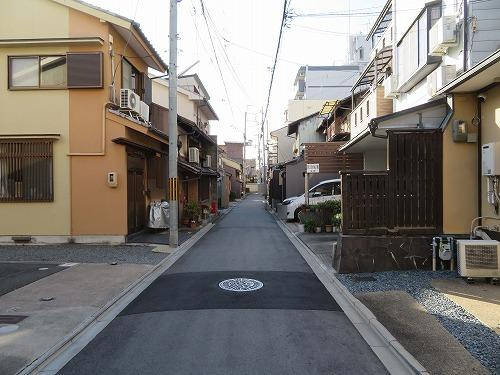 上京区東町 中古戸建の前面道路含む現地写真