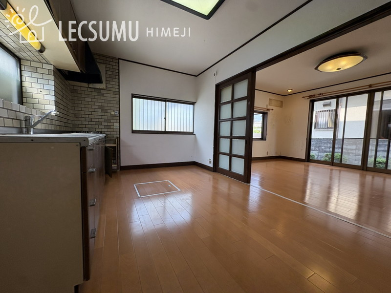 姫路市川西台/中古戸建の居間・リビング