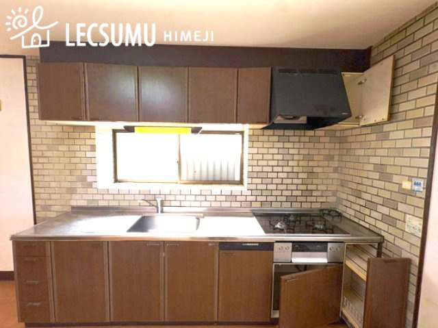 姫路市川西台/中古戸建のキッチン