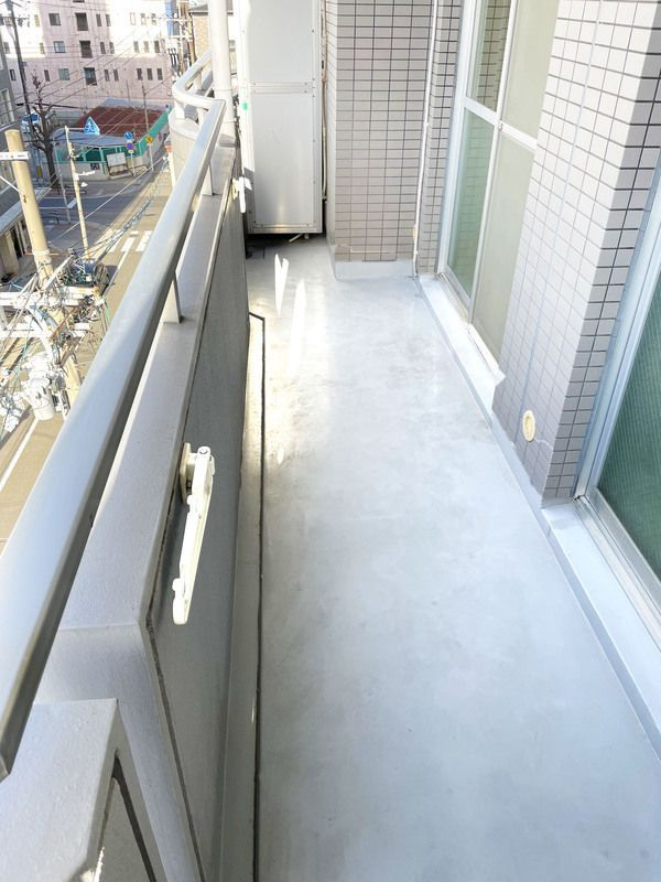 アビタシオン大阪港のバルコニー
