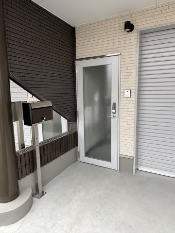 ブランフォート内郷の玄関