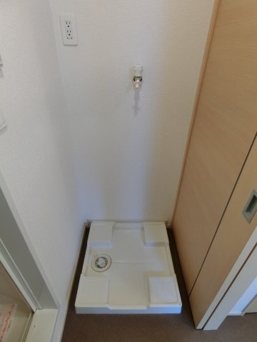 ヴィラ・クレメントの設備|イメージ101号室の写真（反転あり）