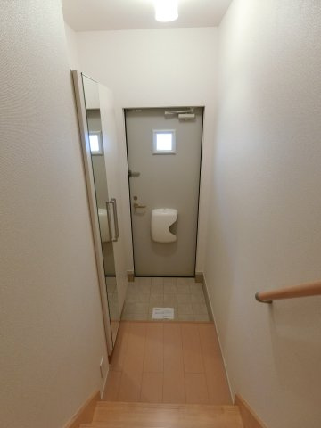 エスパス　ボヌールの玄関