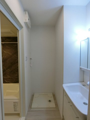 ミニョン　ルーク・ネオ　Ⅰの洗面所