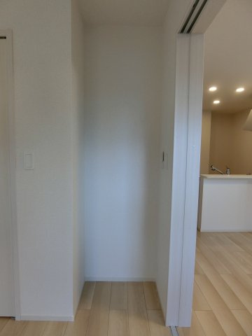 ミニョン　ルーク・ネオ　Ⅰの洋室