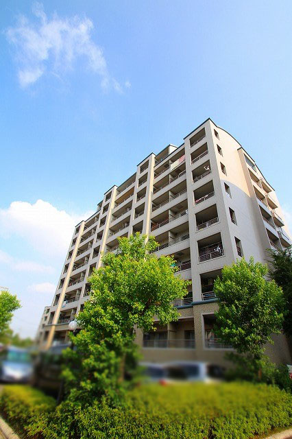 サンハイツ中央台E棟