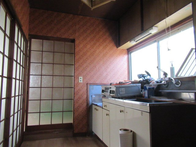 野里中町平屋の居間・リビング
