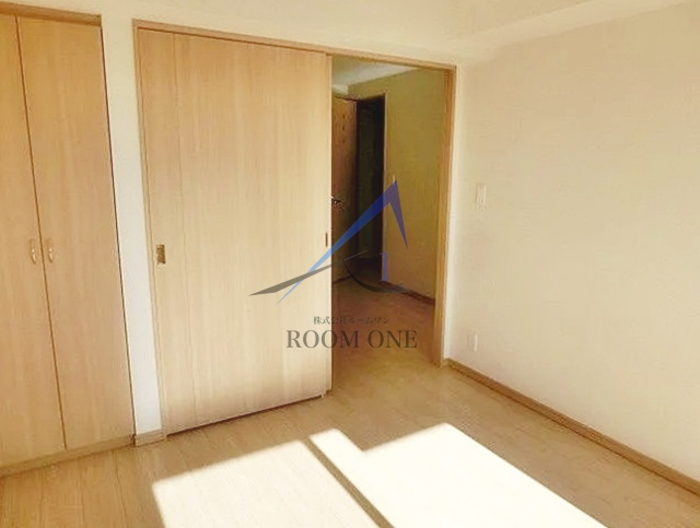 ルーブル鷺宮六番館の居間・リビング|洋室のお部屋です。