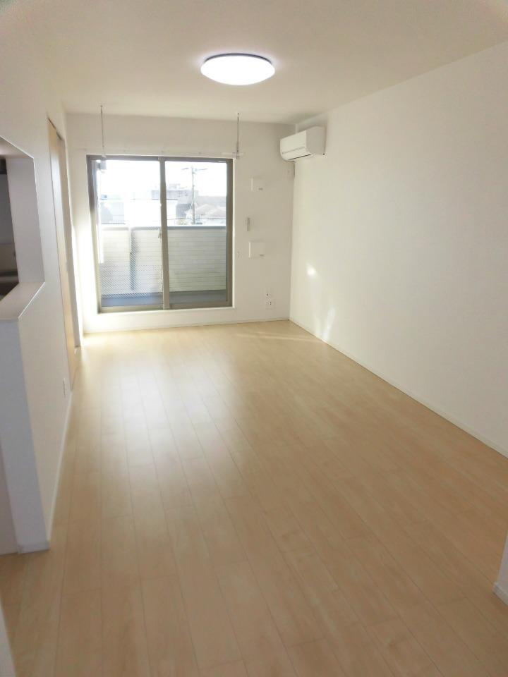 ゼフィロス北島の居間・リビング